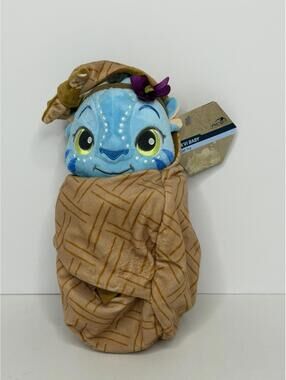 New with Tag Disney Parks Pandora Avatar Baby Na’vi Blanket Pouch Plush P46C